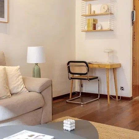 New Charming & Cozy Gem Location * Barselona