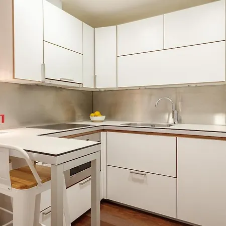 Apartment New Charming & Cozy Gem Location