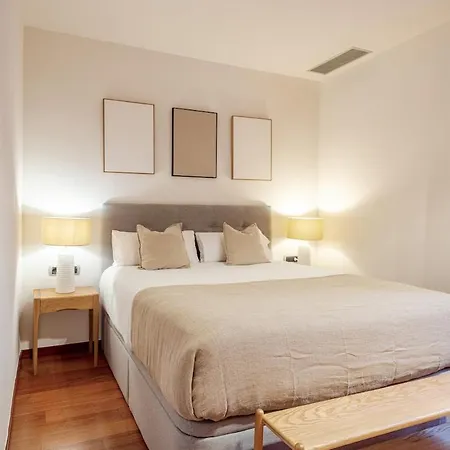 New Charming & Cozy Gem Location Apartment *