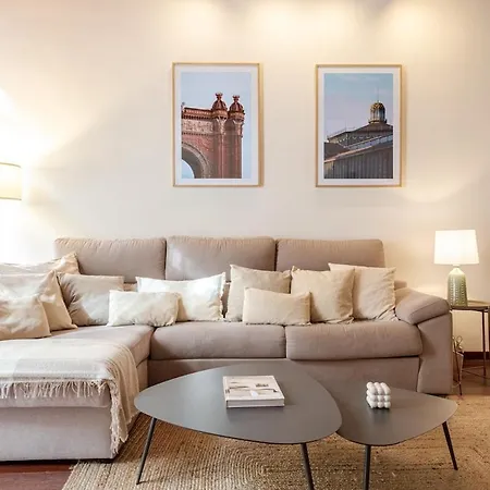 New Charming & Cozy Gem Location Apartment